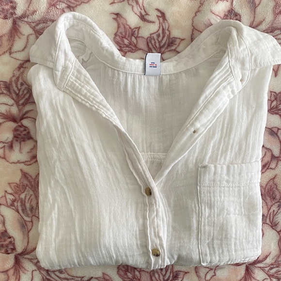 Old Navy Tops - White Button-Up Shirt
